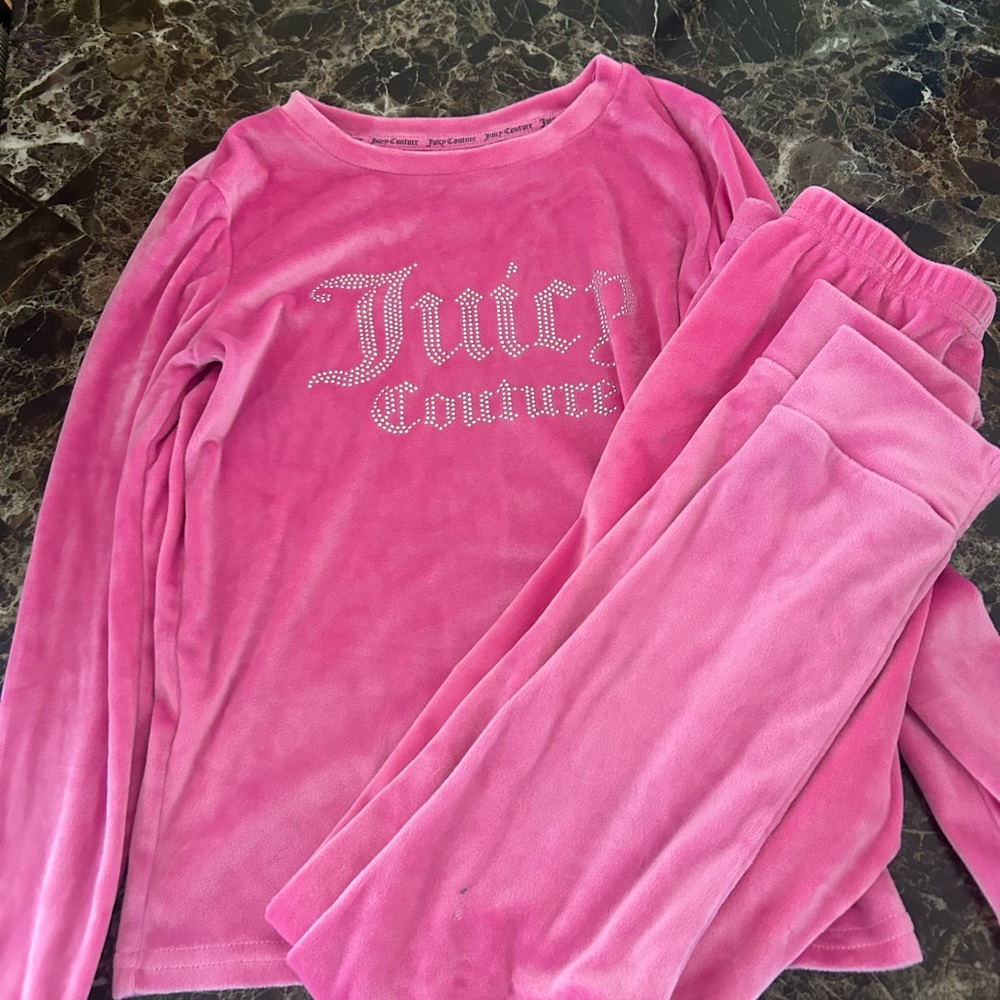 Juicy Couture Kids Velour Pink Pajama Set